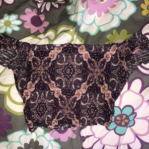 Kendall and Kylie crop top